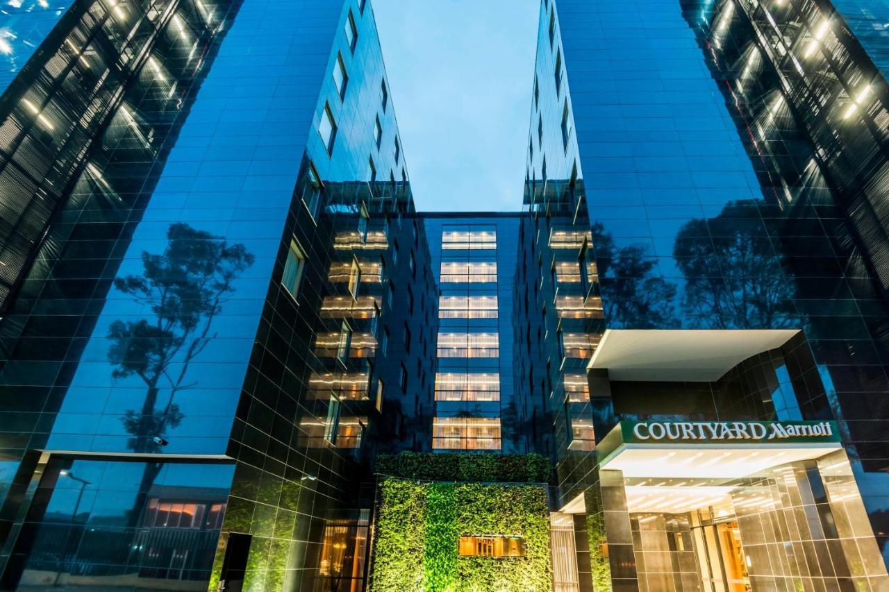 Courtyard By Marriott Bogota Airport Hotel Buitenkant foto